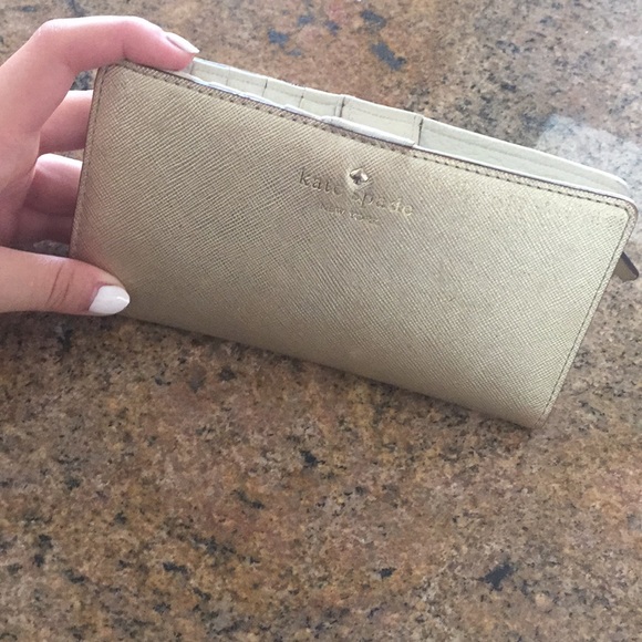 kate spade snap wallet